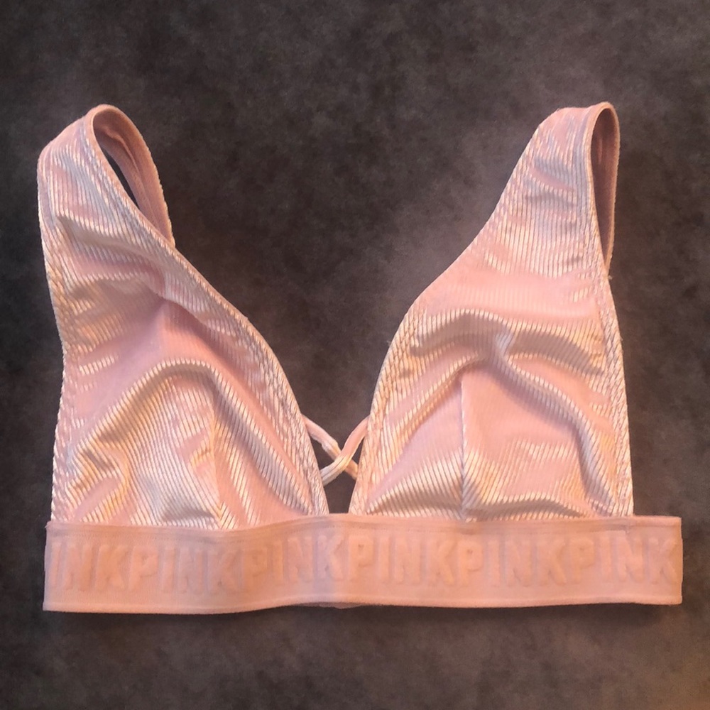 ☀️BOGO Item NWT Victoria’s Secret Pink Blush Shine Velvet Bralette☀️